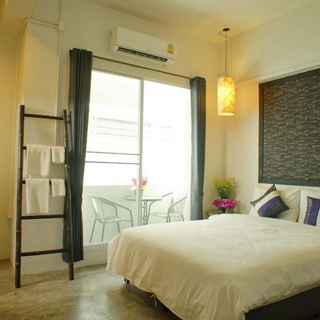 Walking Street Residence - Sha Extra Plus Chiang Mai Exteriör bild