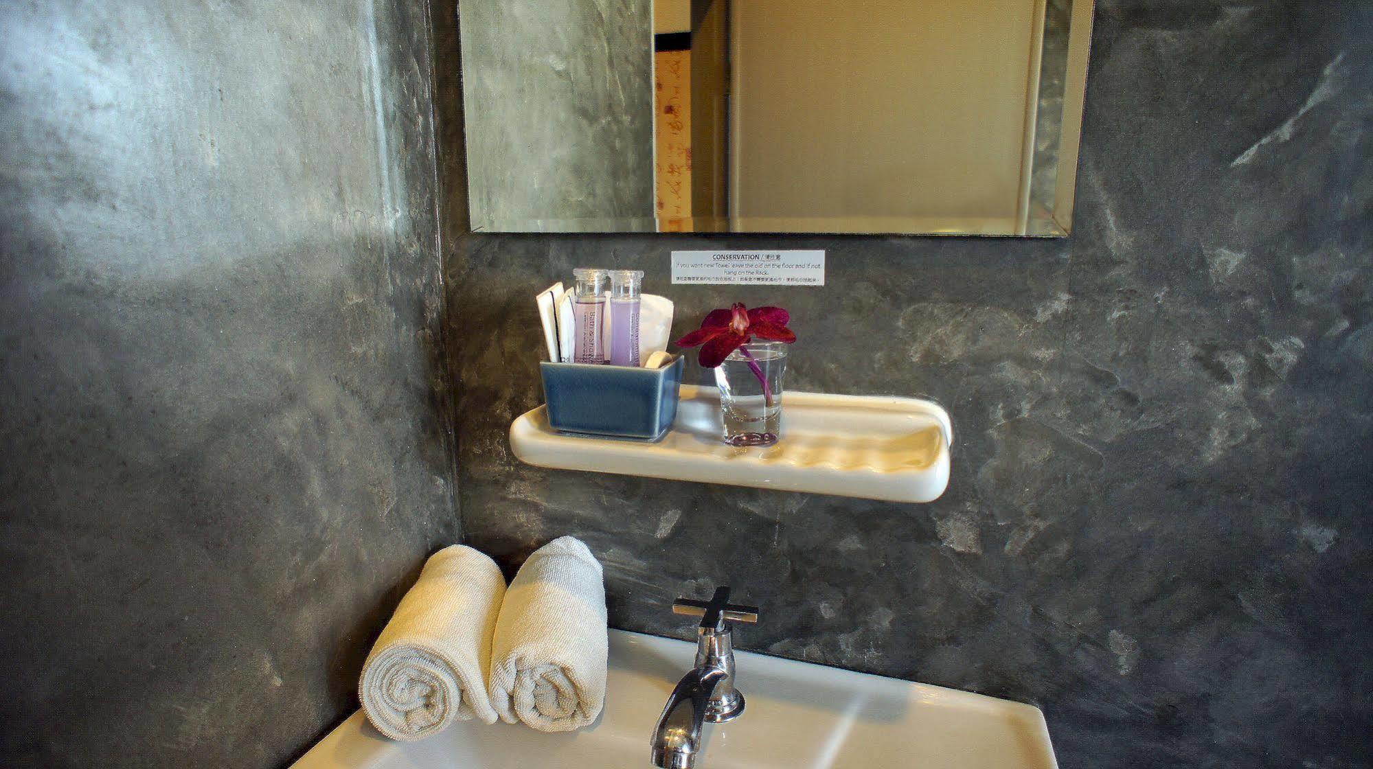 Walking Street Residence - Sha Extra Plus Chiang Mai Exteriör bild