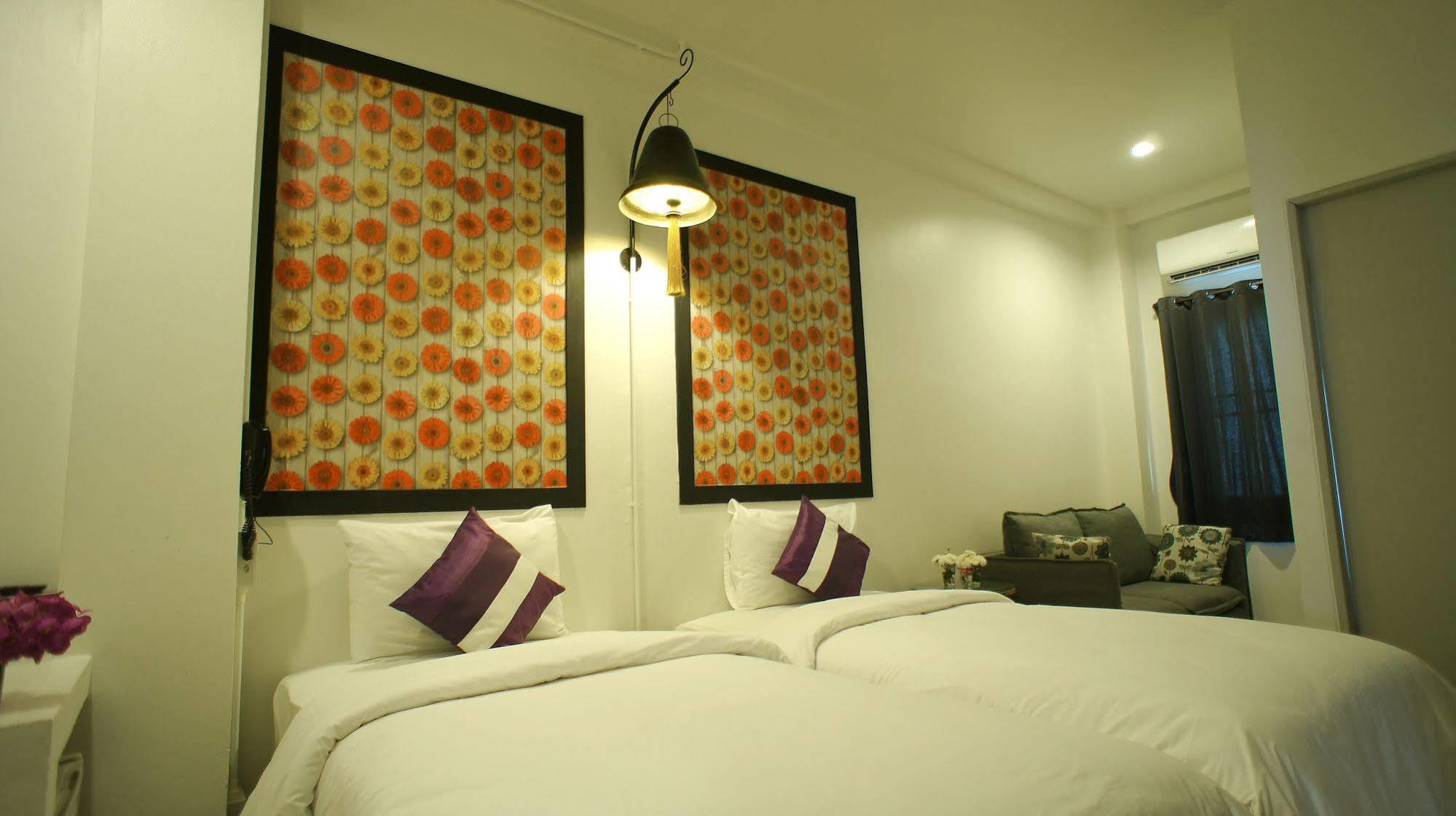 Walking Street Residence - Sha Extra Plus Chiang Mai Exteriör bild